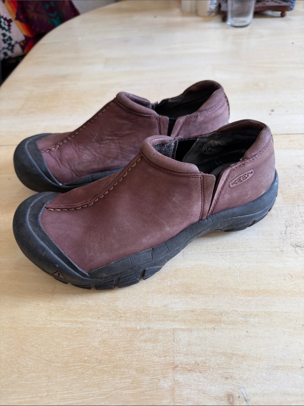 Keen Kaci Slides
